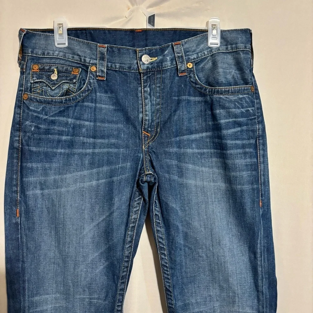 True Religion Medium Wash Straight Leg Men's Jeans size 36